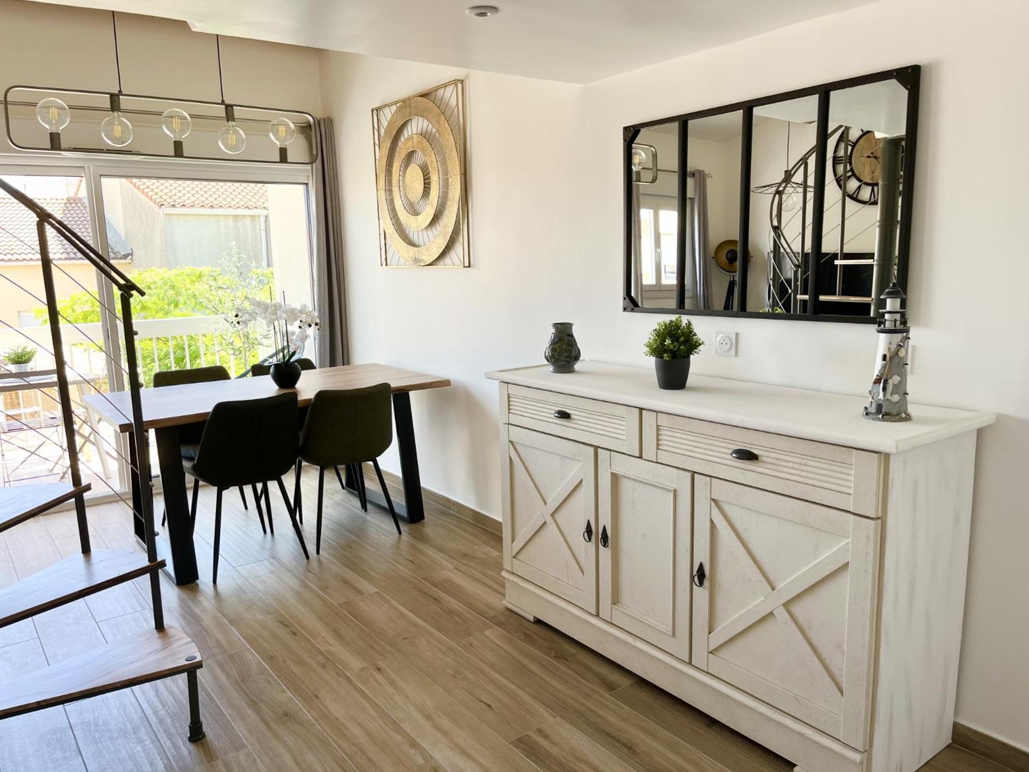לה-גרו-דו-רואה Duplex Centre Ville - 50M De La Plage - Clim - Garage - Netflix חדר תמונה